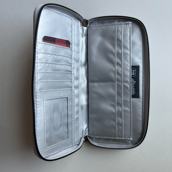 Lug Straddle Wristlet RFID Wallet Metallic Silver NWT - Picture 3 of 4
